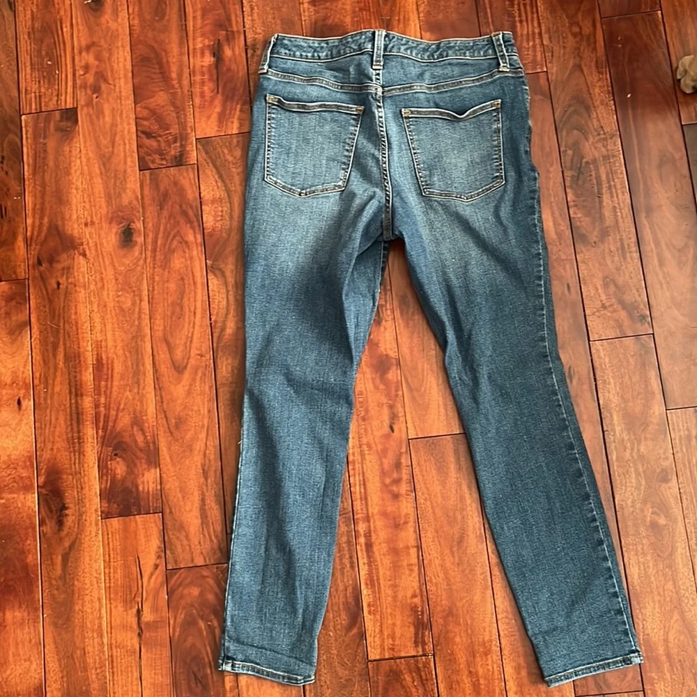 Universal Thread High Rise Skinny Jeans - Picture 2 of 3